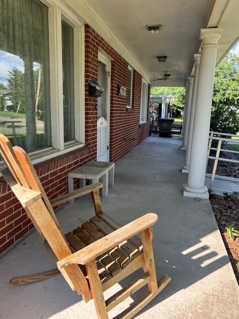 6735 W Magnolia Blvd, Harahan, LA 70123 - view of patio with covered porch