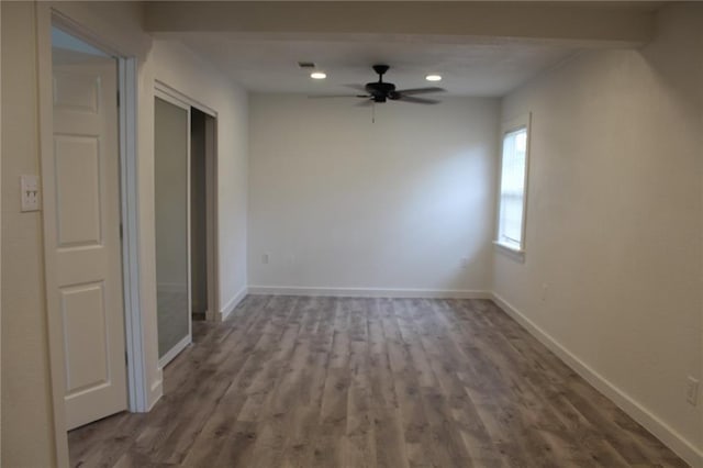3024 Hero Dr, Gretna, LA 70053 - empty room featuring ceiling fan, wood finished floors, baseboards, and recessed lighting