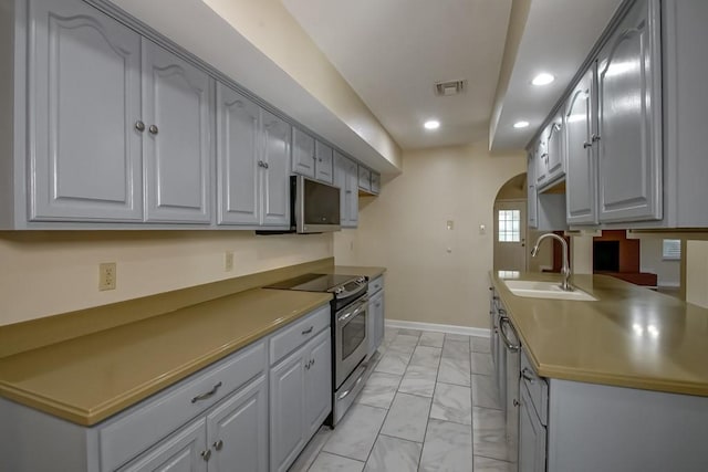 5 N Lafourche Ct, Kenner, LA 70065 - kitchen featuring a sink, appliances with stainless steel finishes, visible vents, recessed lighting, and marble finish floor