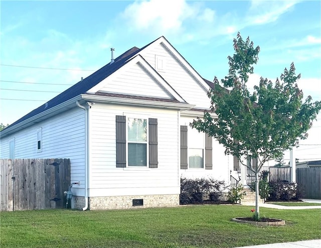 2832 Pirate Dr, Chalmette, LA 70043 - view of property exterior with crawl space