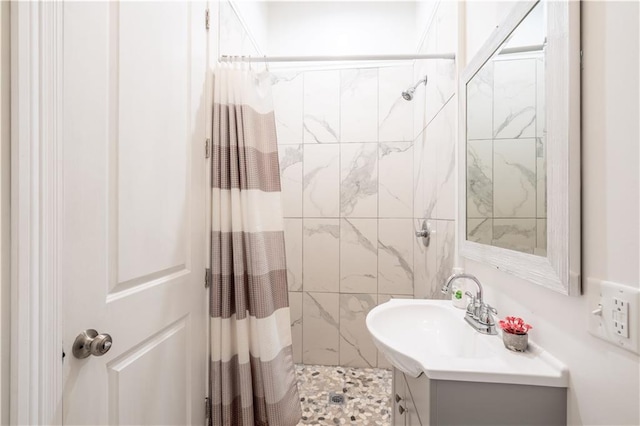 1379 Saint Anthony St, New Orleans, LA 70116 - bathroom with vanity and tiled shower