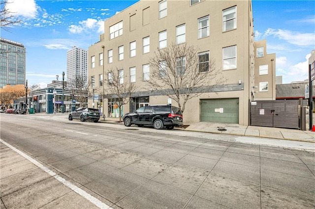 835 Julia St Unit 17, New Orleans, LA 70113 - view of building exterior