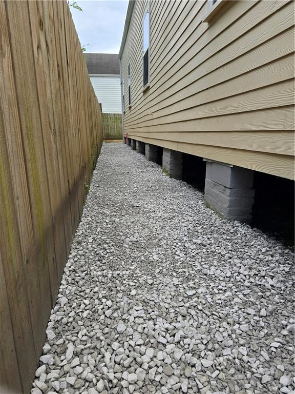 2430 Clara St, New Orleans, LA 70113 - view of property exterior