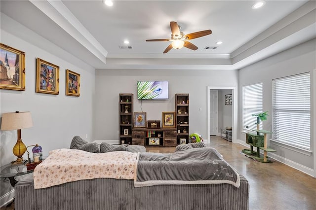 living room with visible vents, a ceiling fan, finished concrete flooring, and baseboards
