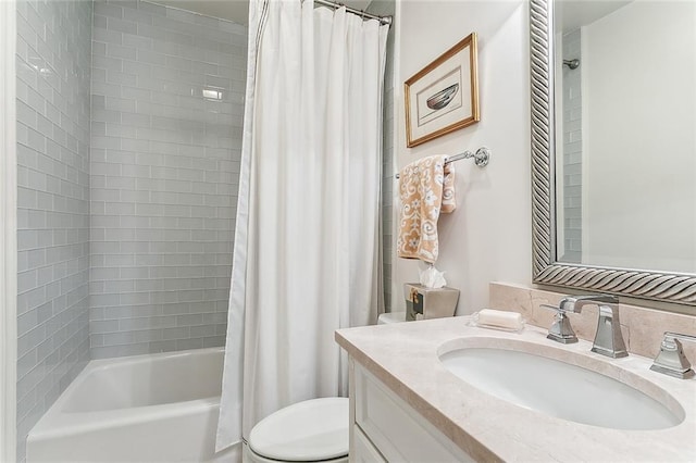4524 Folse Dr, Metairie, LA 70006 - full bath featuring vanity, shower / bath combo, and toilet