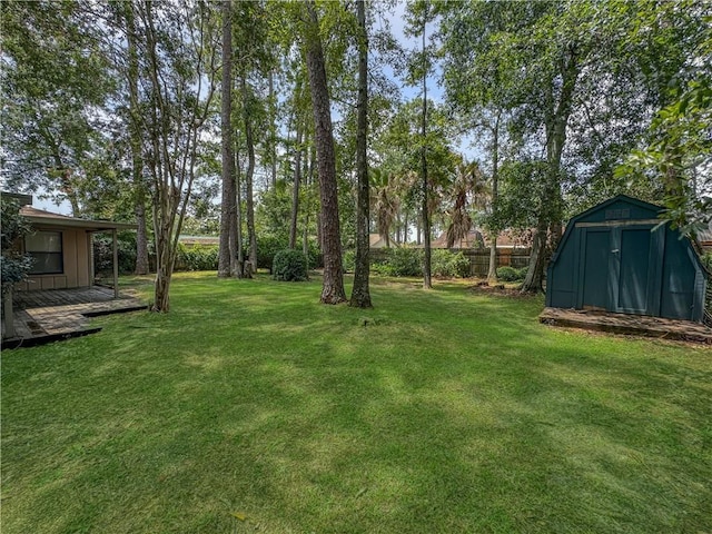 115 Spruce Cir, Slidell, LA 70458 - view of yard with a shed and a deck