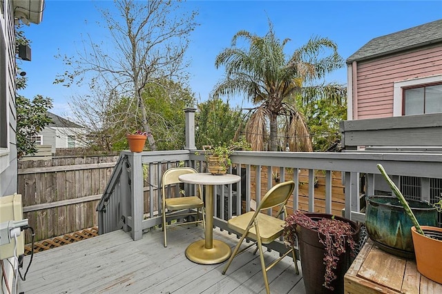 deck featuring fence