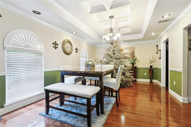 7160 E Renaissance Ct, New Orleans, LA 70128 - dining room featuring visible vents, crown molding, wood finished floors, baseboards, and a chandelier