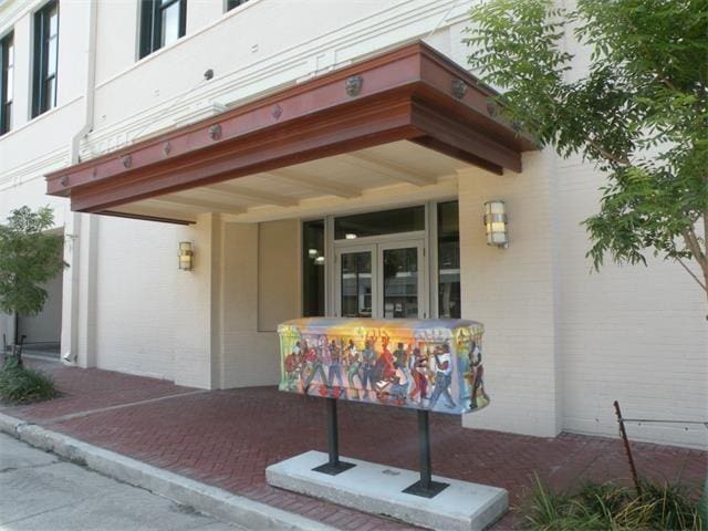 1201 Canal St Unit 416, New Orleans, LA 70112 - entrance to property featuring stucco siding