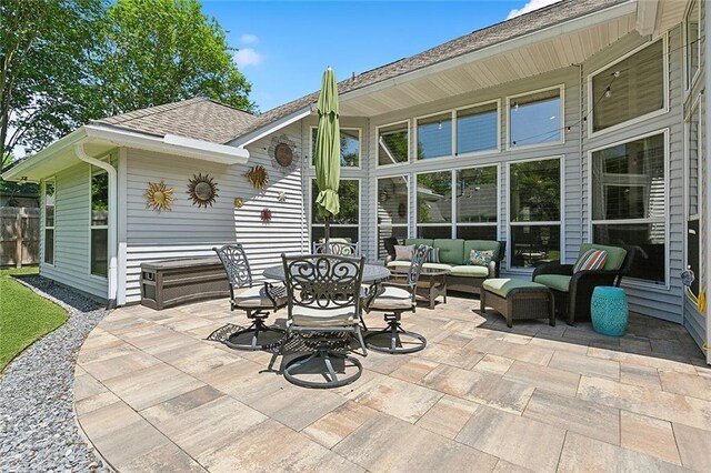 view of patio featuring an outdoor hangout area