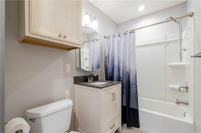 full bath featuring recessed lighting, vanity, toilet, and shower / tub combo
