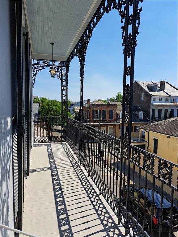 1131 Burgundy St Unit B, New Orleans, LA 70116 - balcony featuring a residential view