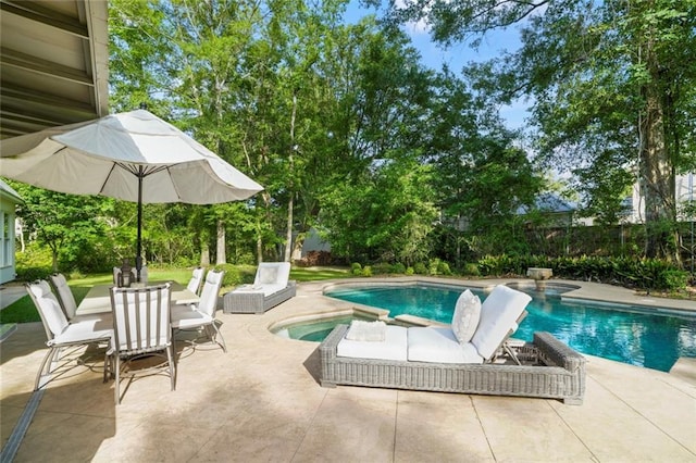 34 Riverdale Dr, Covington, LA 70433 - view of swimming pool featuring a patio and a fenced backyard