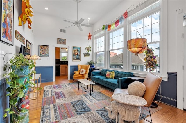 4716 Annunciation St Unit 2E, New Orleans, LA 70115 - interior space with visible vents