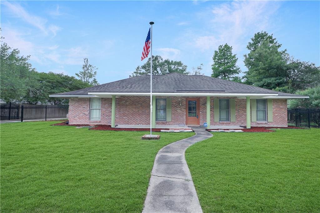 14648 Bailey Dr, Baton Rouge, LA 70816 - photo 1