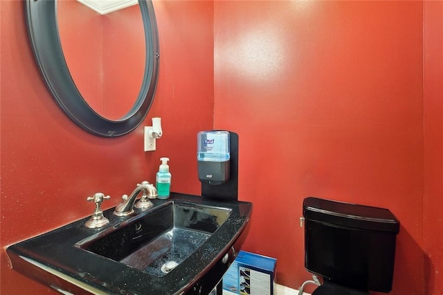 3808 Thomas Dr, Slidell, LA 70458 - bathroom featuring a sink