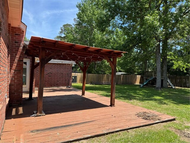 205 Amanda Dr, Slidell, LA 70458 - view of wooden deck