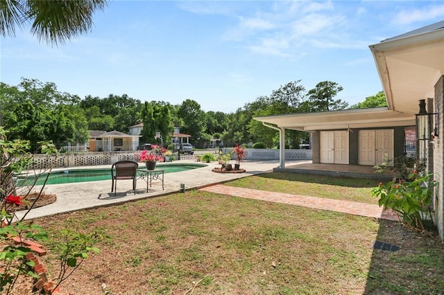 19 Rail St, New Orleans, LA 70124 - view of yard featuring a patio area