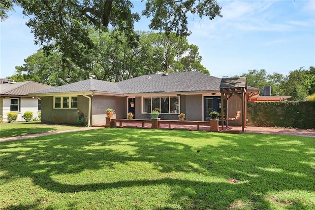 19 Rail St, New Orleans, LA 70124 - back of house with a yard