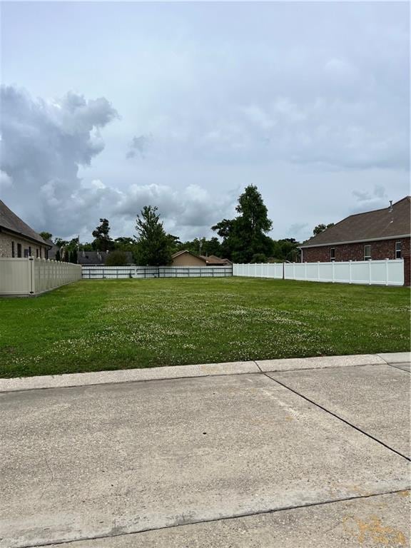 3104 Rue Marcelle Dr, Meraux, LA 70075