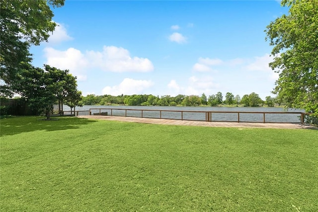 5640 Bancroft Dr, New Orleans, LA 70122 - view of green lawn
