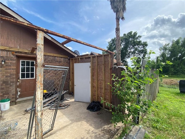 exterior space featuring fence