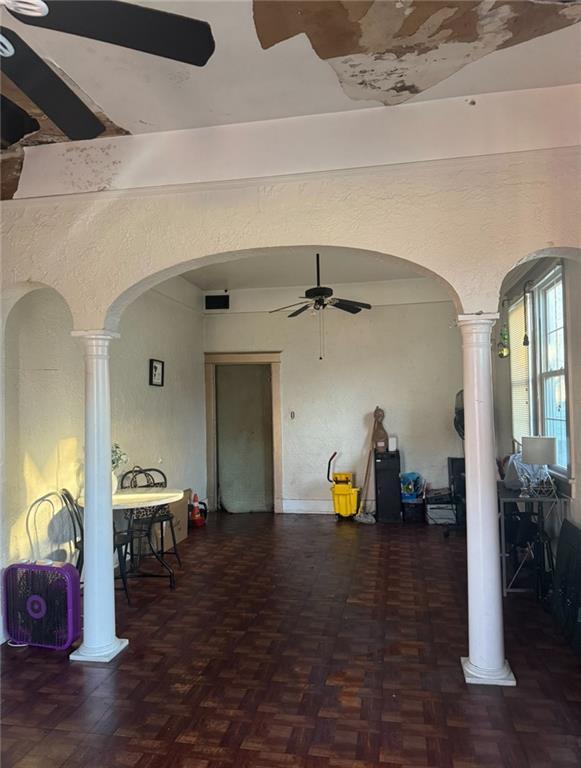 view of patio / terrace with ceiling fan