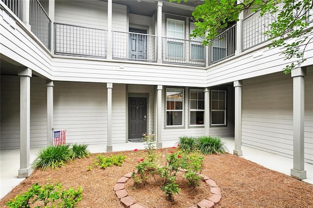 view of exterior entry