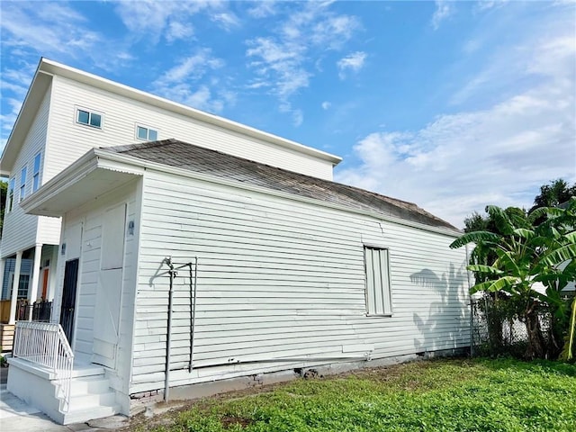 view of home's exterior
