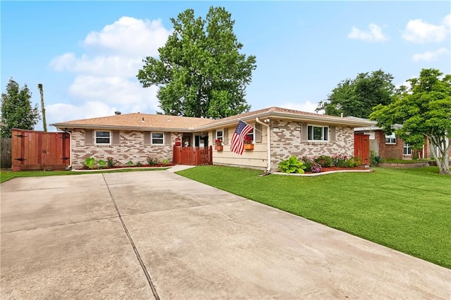 7020 Wilty St, Metairie, LA 70003 - ranch-style home with a gate and driveway