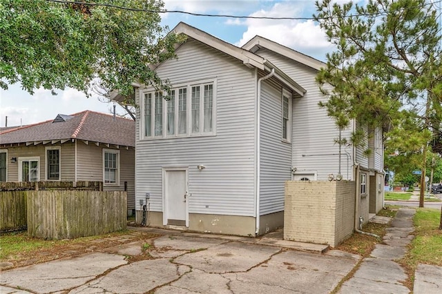 3031 Jena St, New Orleans, LA 70125 - back of house with fence