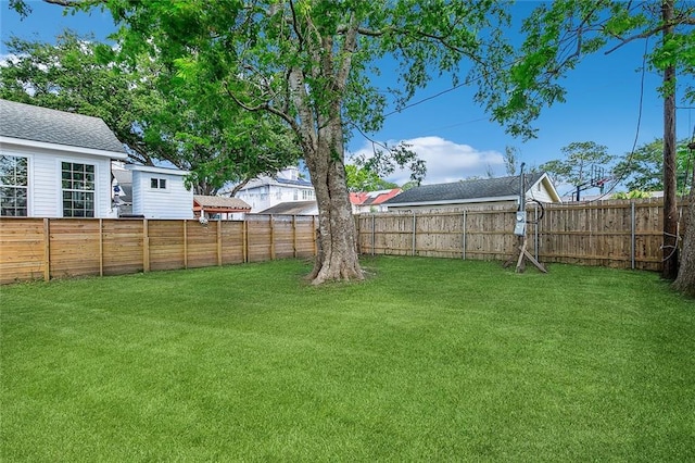 2113 Leonidas St, New Orleans, LA 70118 - view of fenced backyard