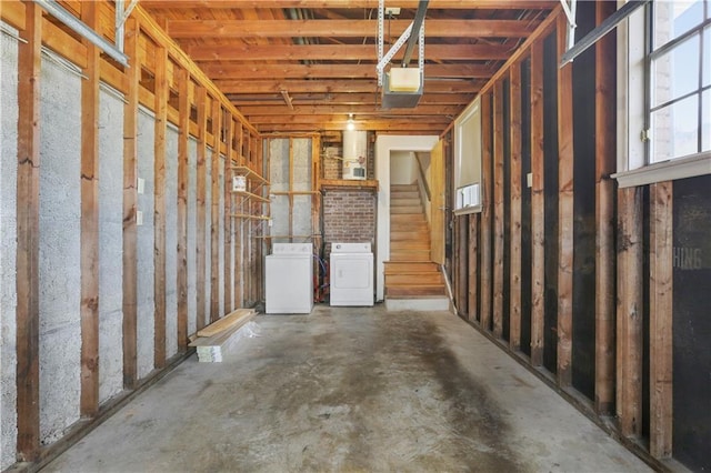 3025 Jefferson Ave, New Orleans, LA 70125 - below grade area featuring washing machine and clothes dryer