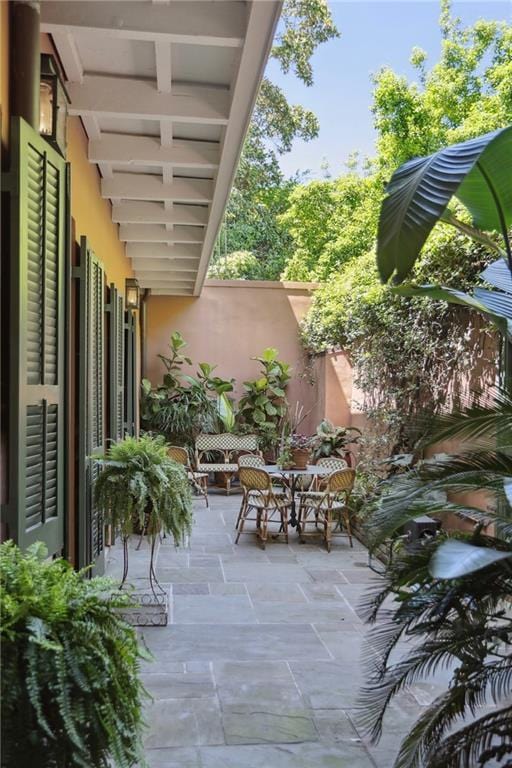 600 Governor Nicholls St, New Orleans, LA 70116 - view of balcony