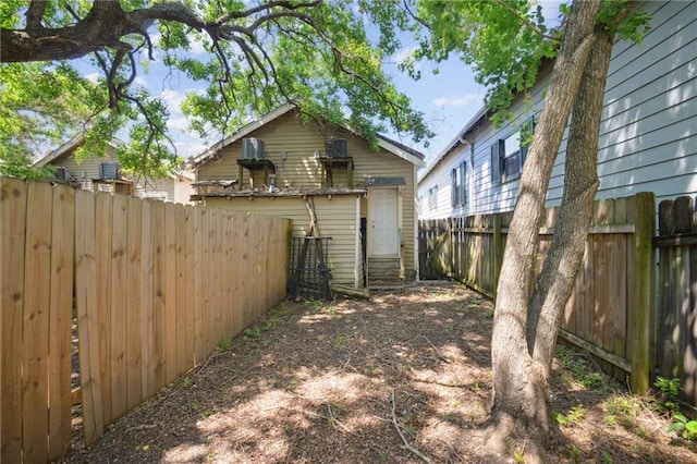 3619-25 Delachaise St, New Orleans, LA 70125 - view of yard featuring a fenced backyard