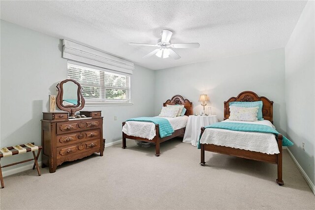 72 Riverdale Dr, Covington, LA 70433 - bathroom featuring vanity, curtained shower, and wood finished floors