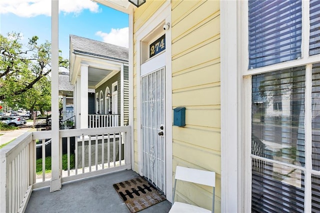 2748 Bienville St, New Orleans, LA 70119 - property entrance with a porch