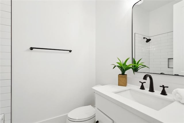 605 Northwoods Dr, Abita Springs, LA 70420 - full bath featuring vanity, toilet, and a tile shower