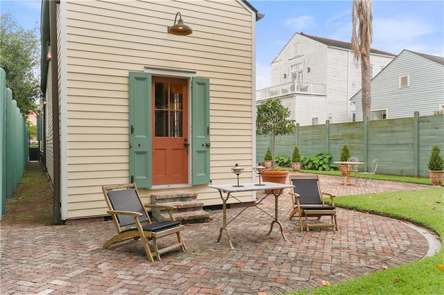 view of outdoor structure featuring a fenced backyard