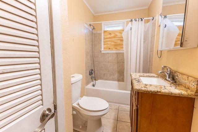 4624 Wright Rd, New Orleans, LA 70128 - bathroom featuring toilet, vanity, shower / bathtub combination with curtain, crown molding, and tile patterned flooring