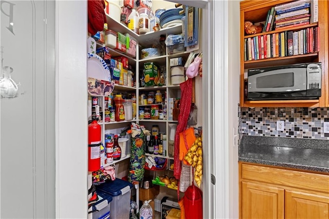 5805 Argonne Blvd, New Orleans, LA 70124 - view of pantry