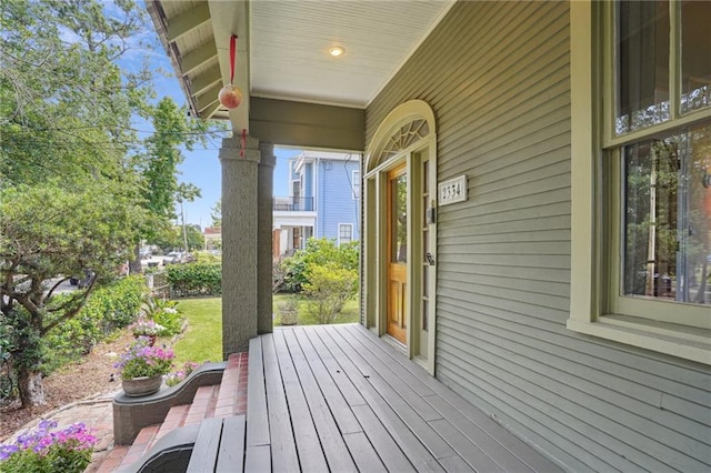 2334 Marengo St, New Orleans, LA 70115 - view of deck