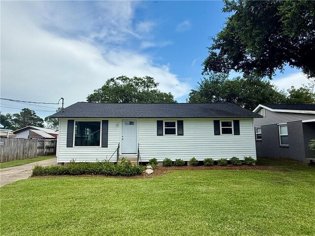 559 Resor Ave, Harahan, LA 70123 - single story home featuring driveway