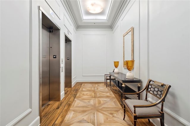 700 Magazine St Unit 513, New Orleans, LA 70130 - hall with a decorative wall, elevator, and ornamental molding