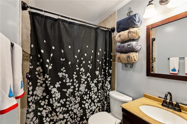 2930 Laurie Ln, Marrero, LA 70072 - full bath featuring vanity, toilet, ornamental molding, and curtained shower
