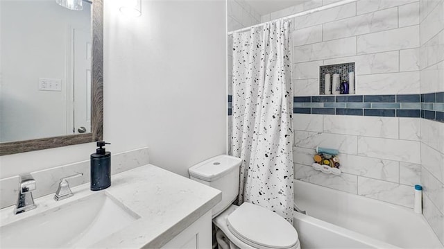 778 Heritage Ave, Gretna, LA 70056 - bathroom featuring vanity, toilet, and shower / bathtub combination with curtain