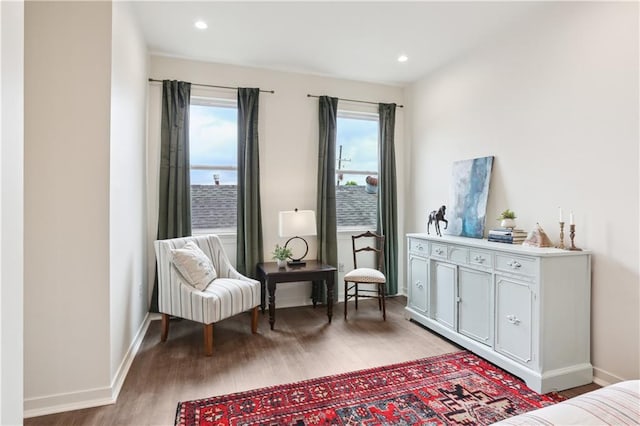 240810 Saint Anthony St, New Orleans, LA 70119 - sitting room with wood finished floors, baseboards, and recessed lighting