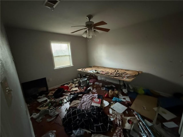 bedroom with ceiling fan