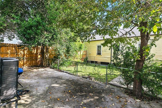 934 Brooklyn St, New Orleans, LA 70114 - view of patio / terrace featuring cooling unit