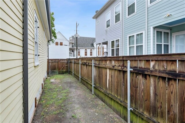 215 N Scott St, New Orleans, LA 70119 - view of fenced backyard